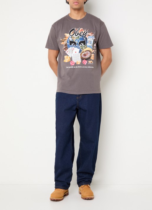 Obey Act Now T-shirt met print - voorkant 2 donkergrijs
