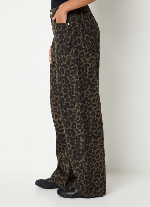 Obey Alysa high waist wide fit jeans met gekleurde wassing - detail 2 bronsgroen