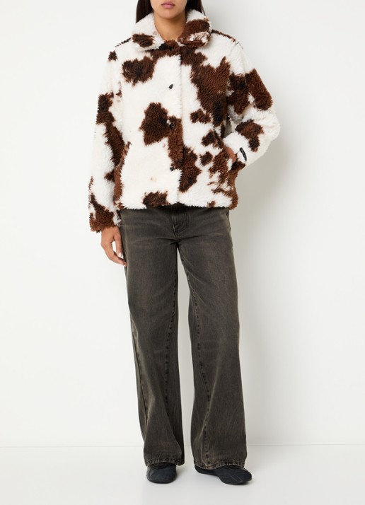 Obey Nolie jas van teddy met steekzakken - voorkant 4 wit