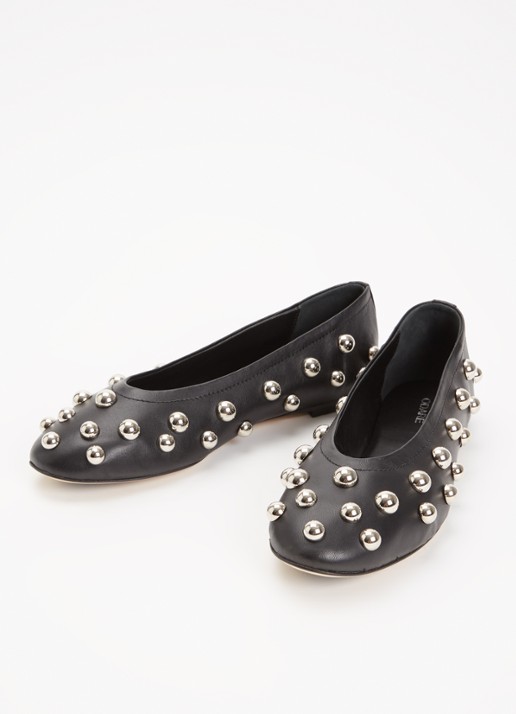 Odare Penna ballerina van leer met studs - detail zwart