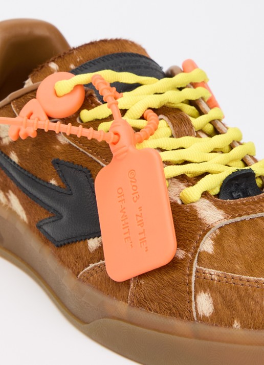 Off-White End Of Play sneaker van leer met ponyhair - detail 6 bruin