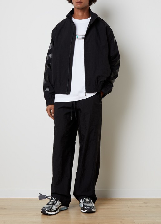 Off-White Glossy arrow jack met backprint en steekzakken - voorkant 2 zwart