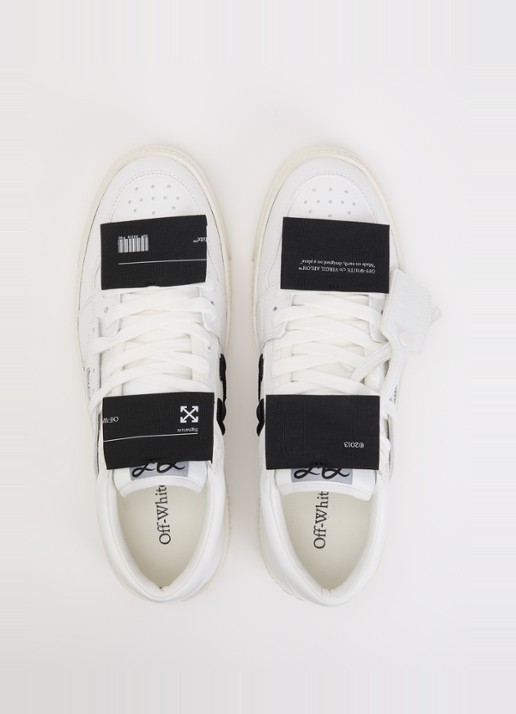Off-White Low Top 3.0 Off Court sneaker met details van leer - detail 2 gebroken wit
