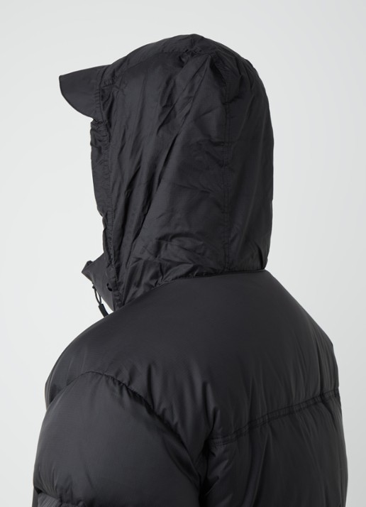 OLAF Puffer jack met donsvulling en opbergbare capuchon - detail 5 zwart