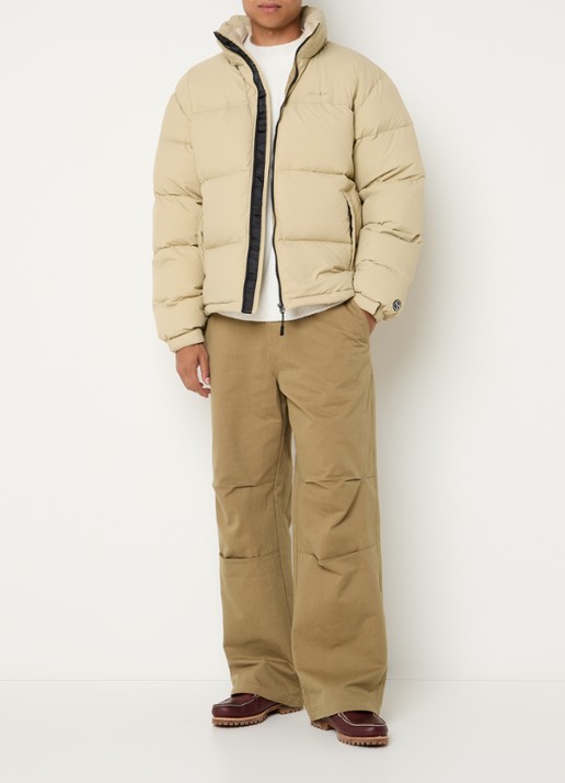 OLAF Puffer jack met ritszakken en opbergbare capuchon - voorkant 4 beige