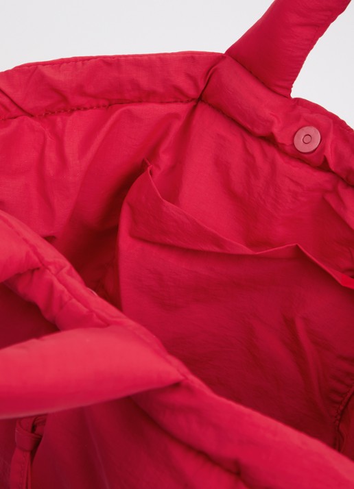 Ölend Ona gewatteerde crossbodytas - detail koraalrood