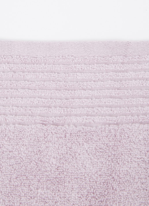 Olivier Desforges Alizee badhanddoek  - 450 gr/m² - 100 x 50 cm - detail lichtpaars