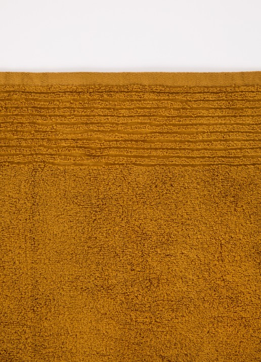 Olivier Desforges Alizee badlaken van katoen 450 gr/m2 - 70 x 140 cm - detail mosterd