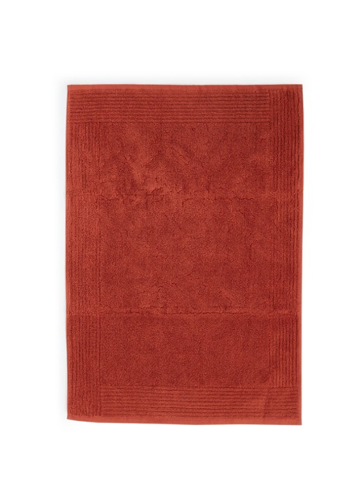 Olivier Desforges Alizee badmat 50 x 70 cm - voorkant kersenrood