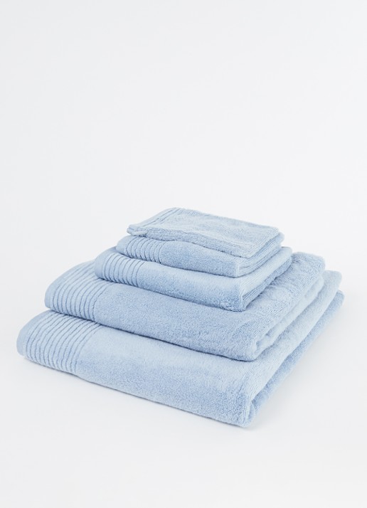 Olivier Desforges Alizee washand - 885 gr/m2 - 15 x 21 cm - voorkant 3 lichtblauw