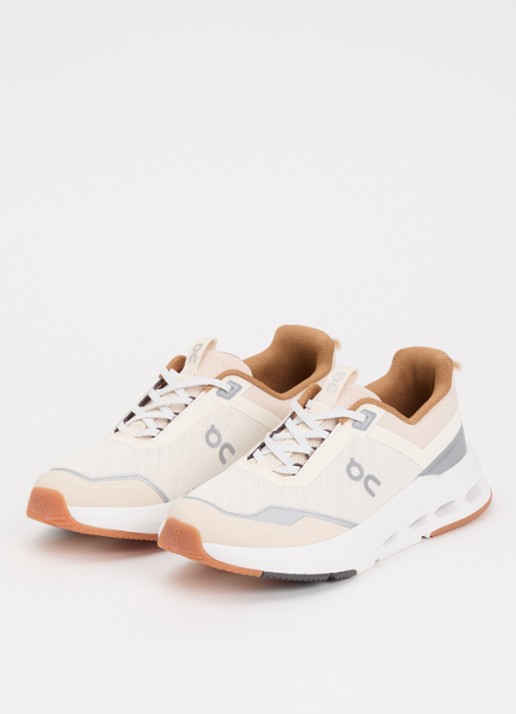 On Cloudnova sneaker van mesh - voorkant 4 beige