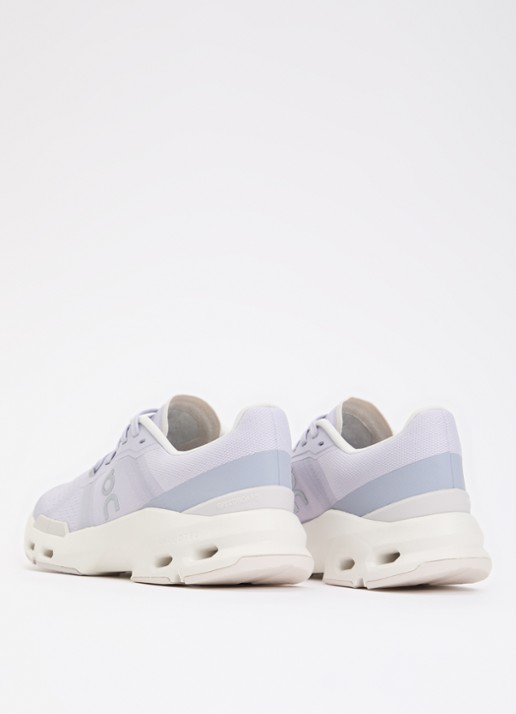 On Cloudpulse sneaker met mesh details - achterkant 5 lichtpaars