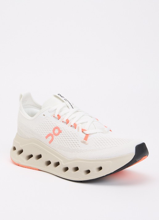 On Cloudsurfer Max sneaker met gebreid bovenwerk - voorkant 2 creme