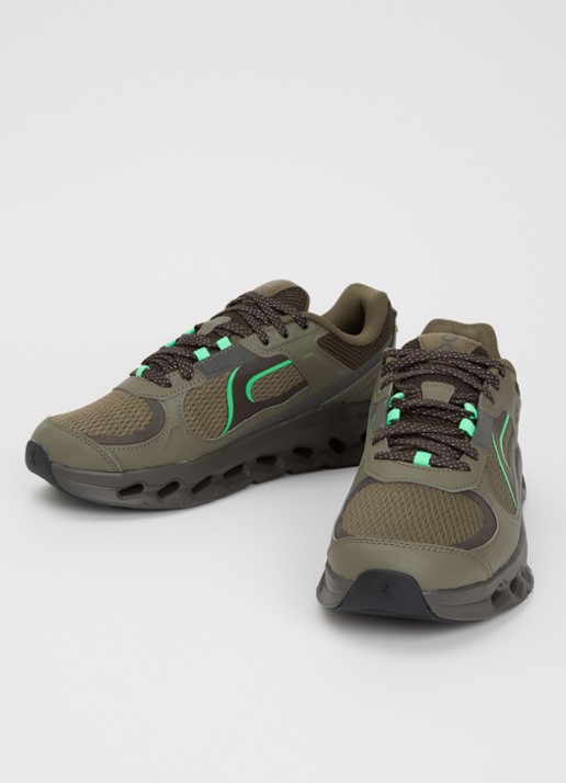 On Cloudtilt Arc sneaker van mesh met logo - detail bronsgroen