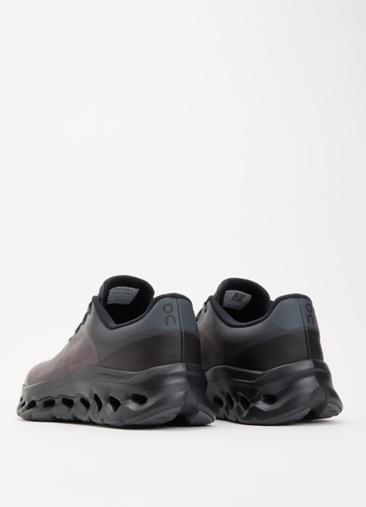 On Cloudtilt Remix sneaker van mesh met logo - achterkant zwart