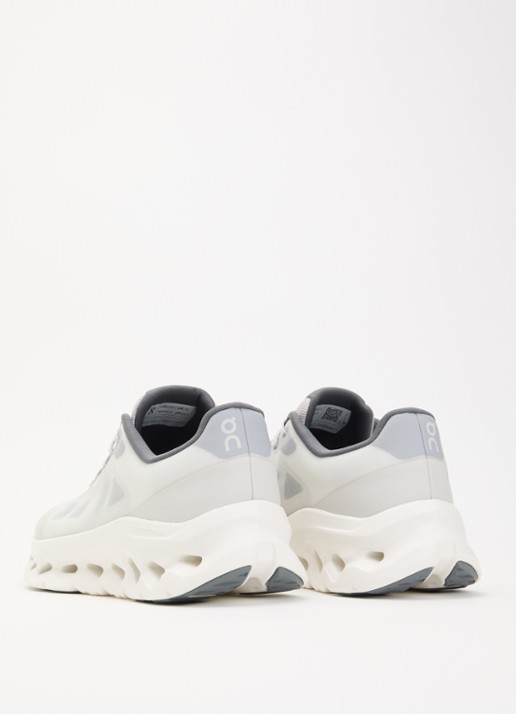 On Cloudtilt Remix sneaker van mesh met logo - achterkant 5 lichtgrijs