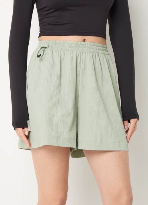 On Courtside Eaze high waist wide fit korte broek met structuur