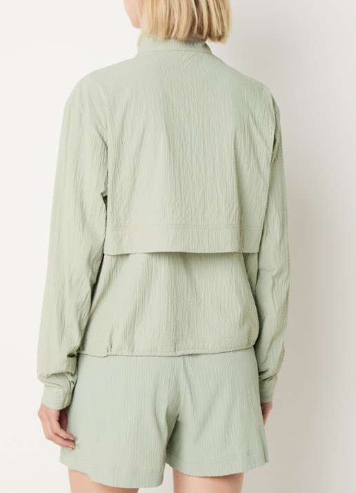 On Courtside Eaze pullover met halve rits - achterkant 4 lindegroen