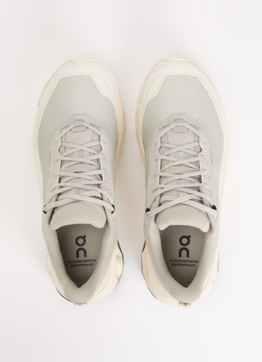 On Sneaker van mesh met logo - detail 2 gebroken wit