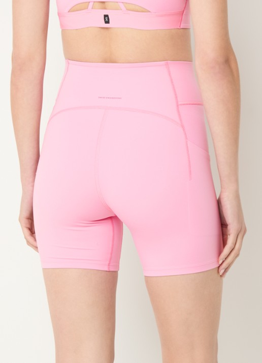 On Studio high waist skinny fit korte trainingslegging - achterkant zand