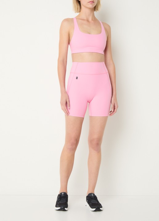 On Studio high waist skinny fit korte trainingslegging - voorkant 3 zand