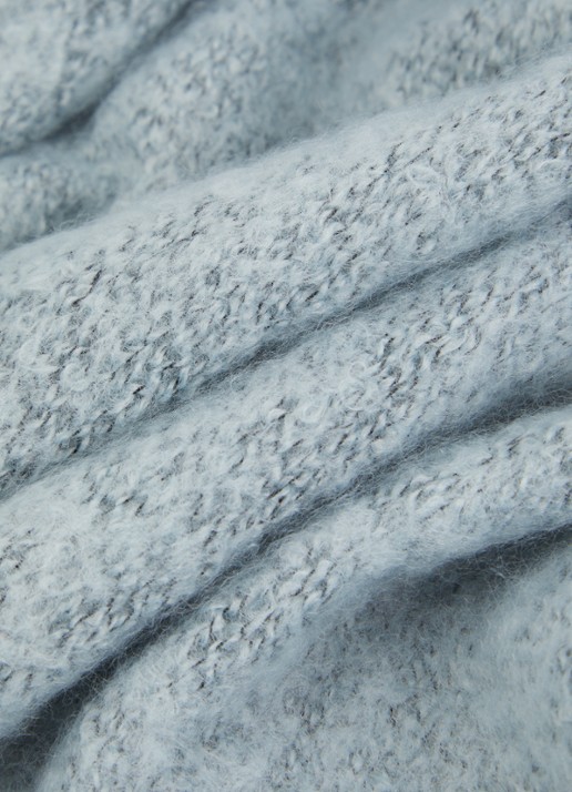 OPUS Amadsi sjaal 210 x 110 cm - detail 2 blauwgrijs