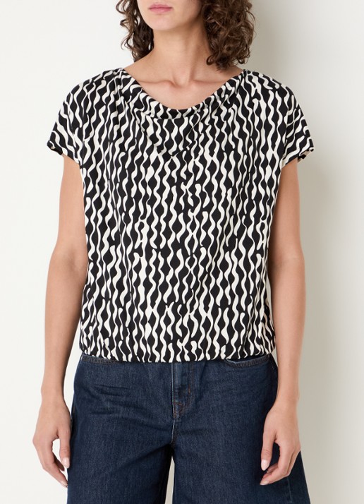 OPUS Sapaya top met print en watervalhals