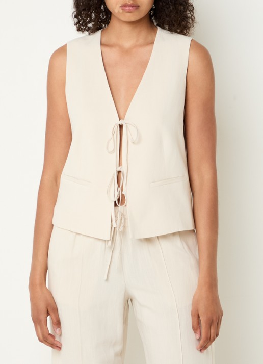 OPUS Wrina gilet in linnenblend - detail 3 creme