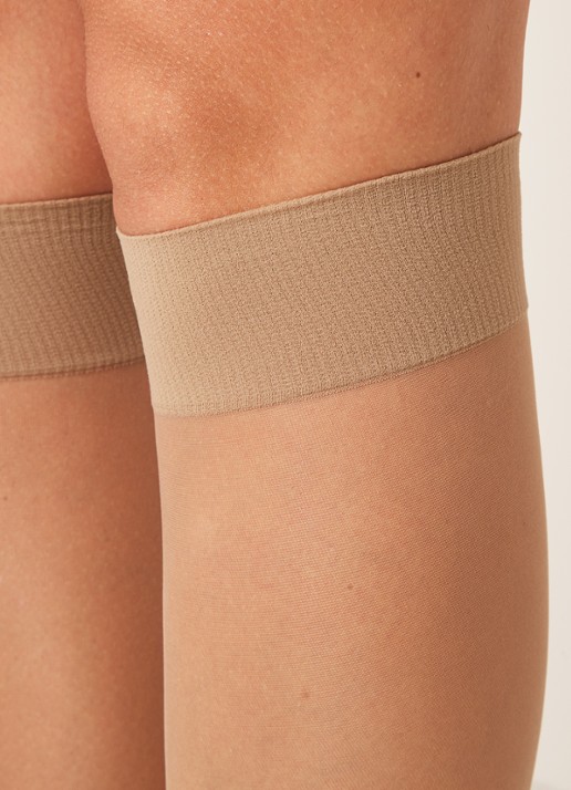 Oroblu Lycia kniekousen in 15 denier  - detail beige