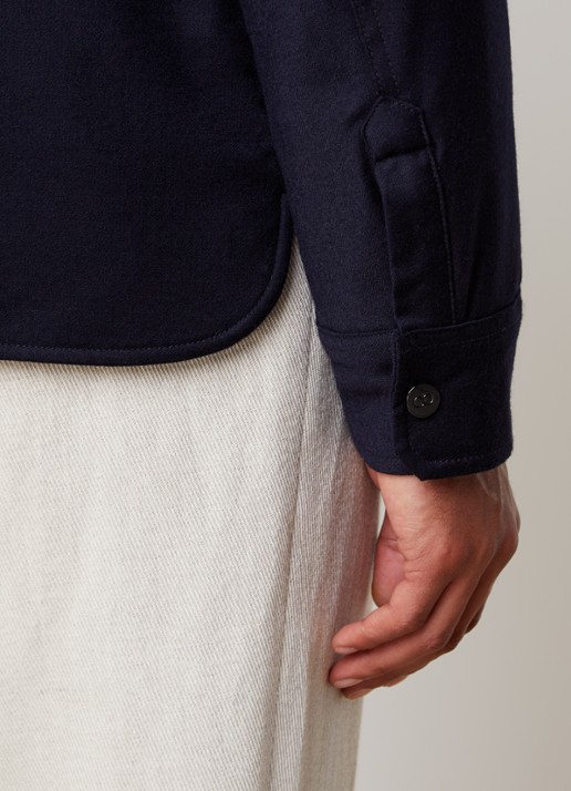 Oscar Jacobson Gewatteerd overshirt van wol met borstzakken - detail 3 donkerblauw