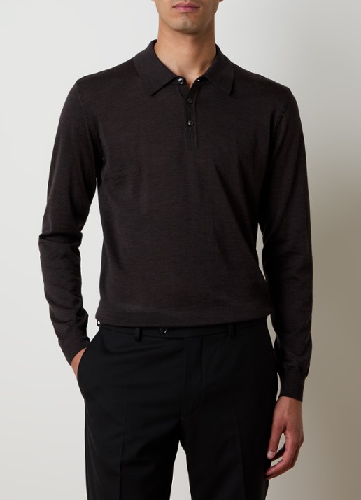 Oscar Jacobson Melvin fijngebreide regular fit polo van scheerwol - detail donkerbruin