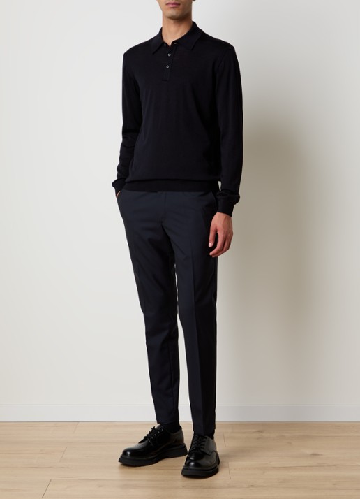 Oscar Jacobson Melvin fijngebreide regular fit polo van scheerwol - voorkant 5 donkerblauw