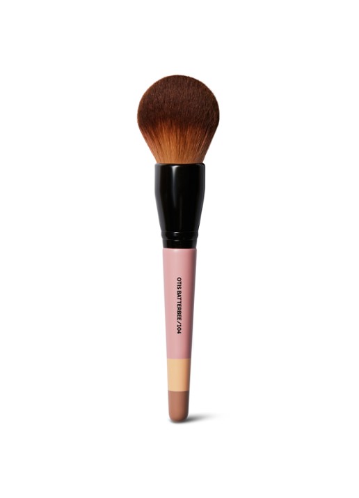 Otis Batterbee Ultimate Bronzer Make-up Brush 104 - bronzer kwast  - voorkant undefined