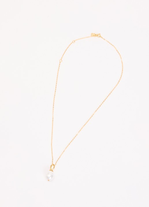 Ottoman Hands Ava ketting met imitatieparel verguld - detail goud