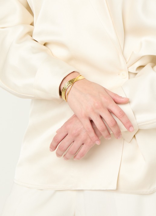 Ottoman Hands Evenness Hammered  bangle verguld - voorkant 2 goud