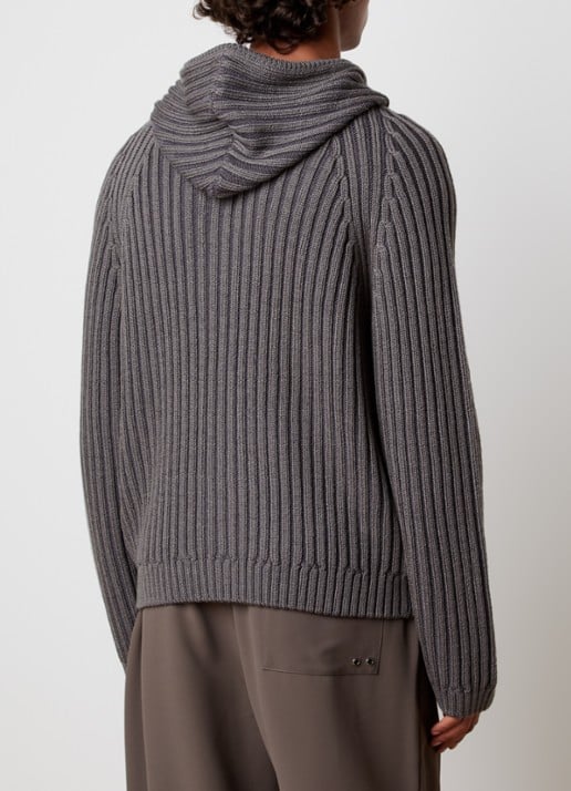 Our Legacy Level Hood ribgebreid vest van merino wol met capuchon - achterkant 3 donkerkhaki