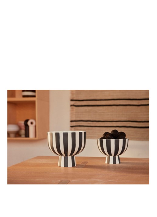 OYOY Living Design Toppu schaal 15 cm - voorkant 5 zwart