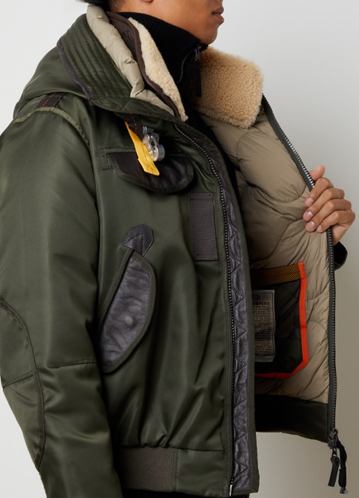Parajumpers Gobi gewatteerd bomberjack met donsvulling en logo - detail 5 groen