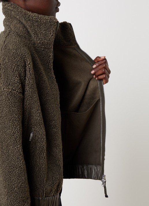 Parajumpers Sori jack van teddy met ritszakken en logo - detail 3 olijfgroen