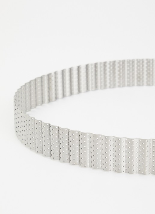 Patisse Accessories geperforeerde quichering 28 cm - voorkant 2 zilver