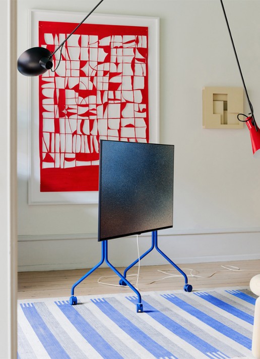 Pedestal Moon Rollin' TV standaard 107 cm - voorkant 7 donkerblauw