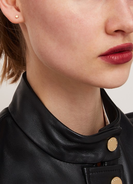 Pernille Corydon Micro Stick oorknopjes verguld - detail 2 goud
