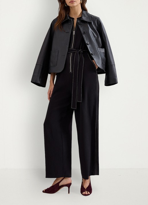 Phase Eight Alix wide fit jumpsuit met strikceintuur - detail 5 zwart