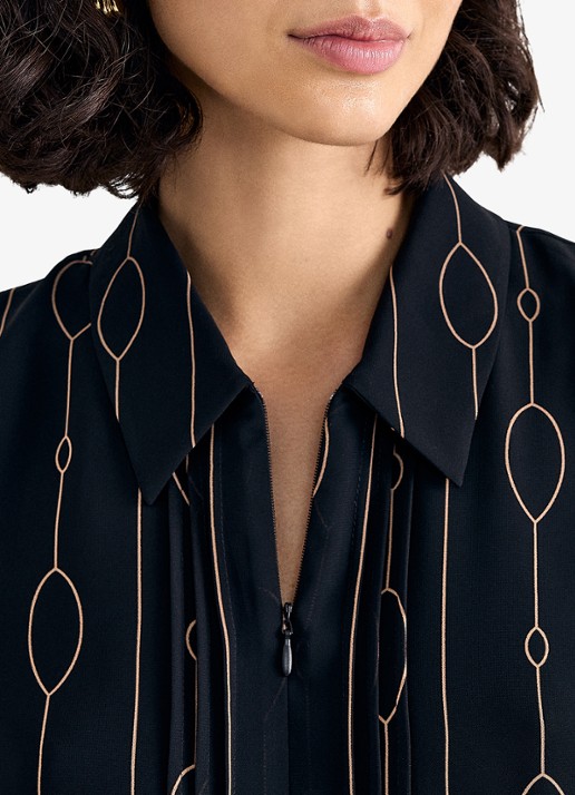 Phase Eight Candice midi blousejurk met grafische print - detail 5 zwart