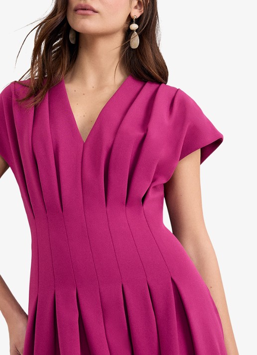 Phase Eight Hanna midi jurk met plooien - detail 2 fuchsia