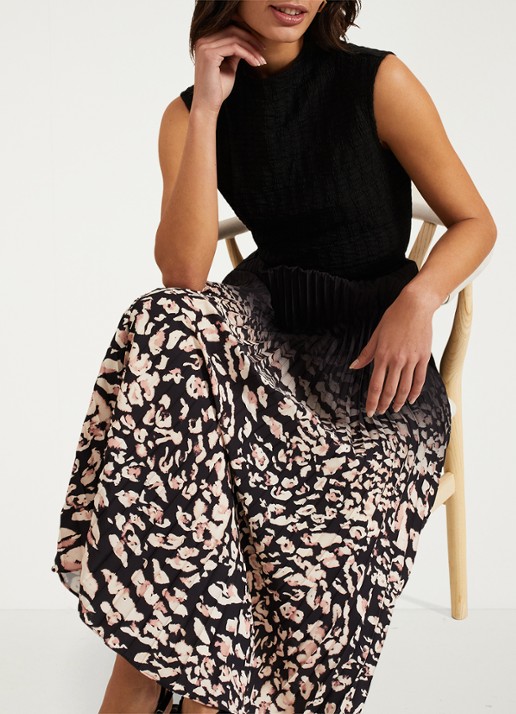 Phase Eight Haylee top met structuur - detail 5 zwart