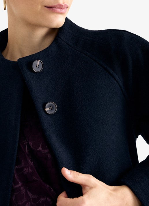 Phase Eight Mollie mantel in wolblend met opstaande kraag  - detail 3 blauw