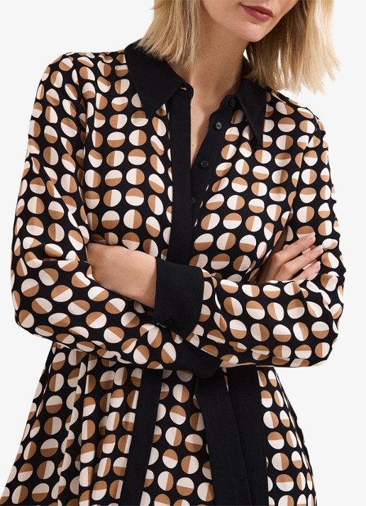 Phase Eight Naomi midi blousejurk met strikceintuur en grafische print - detail 5 bruin