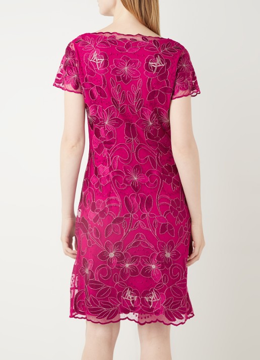 Phase Eight Nessa mini jurk van kant met bloemenprint - achterkant 2 fuchsia