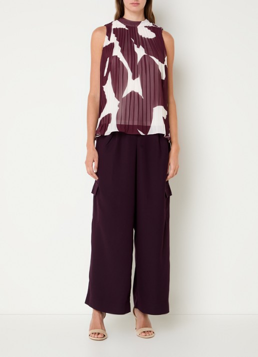 Phase Eight Nina semi-transparante top met print en plissé - voorkant 4 aubergine